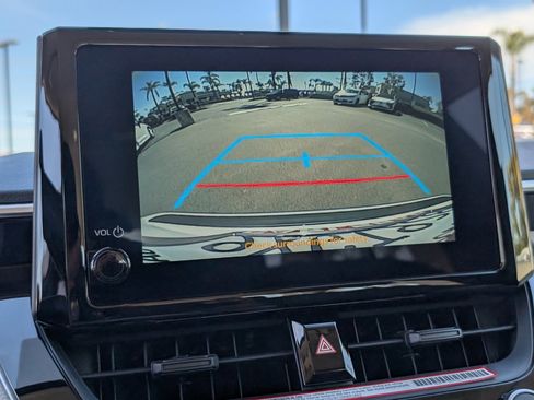 Used 2026 Toyota Corolla LE image 6