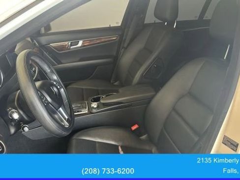 Used 2013 Mercedes-Benz C 300 4MATIC Sedan image 20
