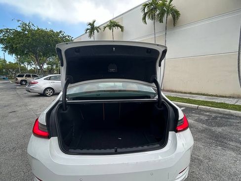 Used 2025 BMW 330i Sedan RWD image 39