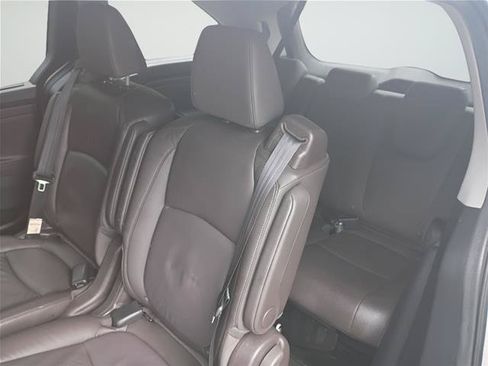 Used 2018 Honda Odyssey EX-L image 18