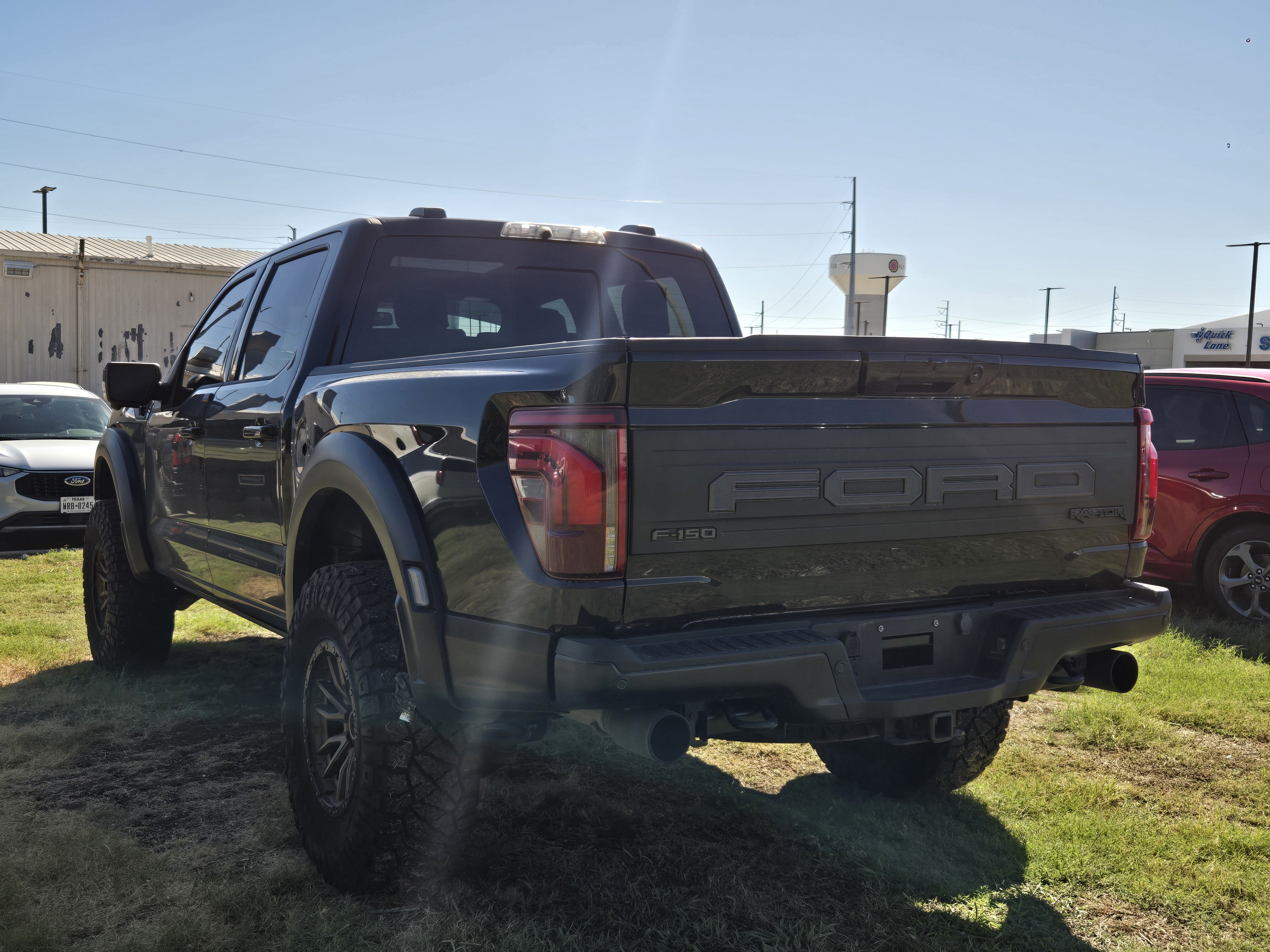 Used 2025 Ford F150 Raptor AWD/4WD image 4
