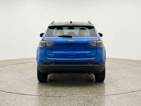 Used 2025 Jeep Compass Limited AWD/4WD image 7