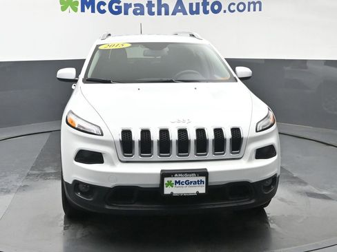 Used 2015 Jeep Cherokee Latitude w/ Cold Weather Group AWD/4WD image 4