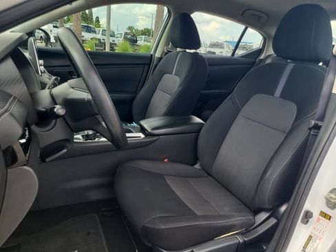 Used 2024 Nissan Sentra SV FWD image 20