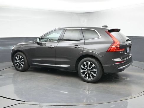 Used 2023 Volvo XC60 B5 Plus w/ Climate Package AWD/4WD image 7