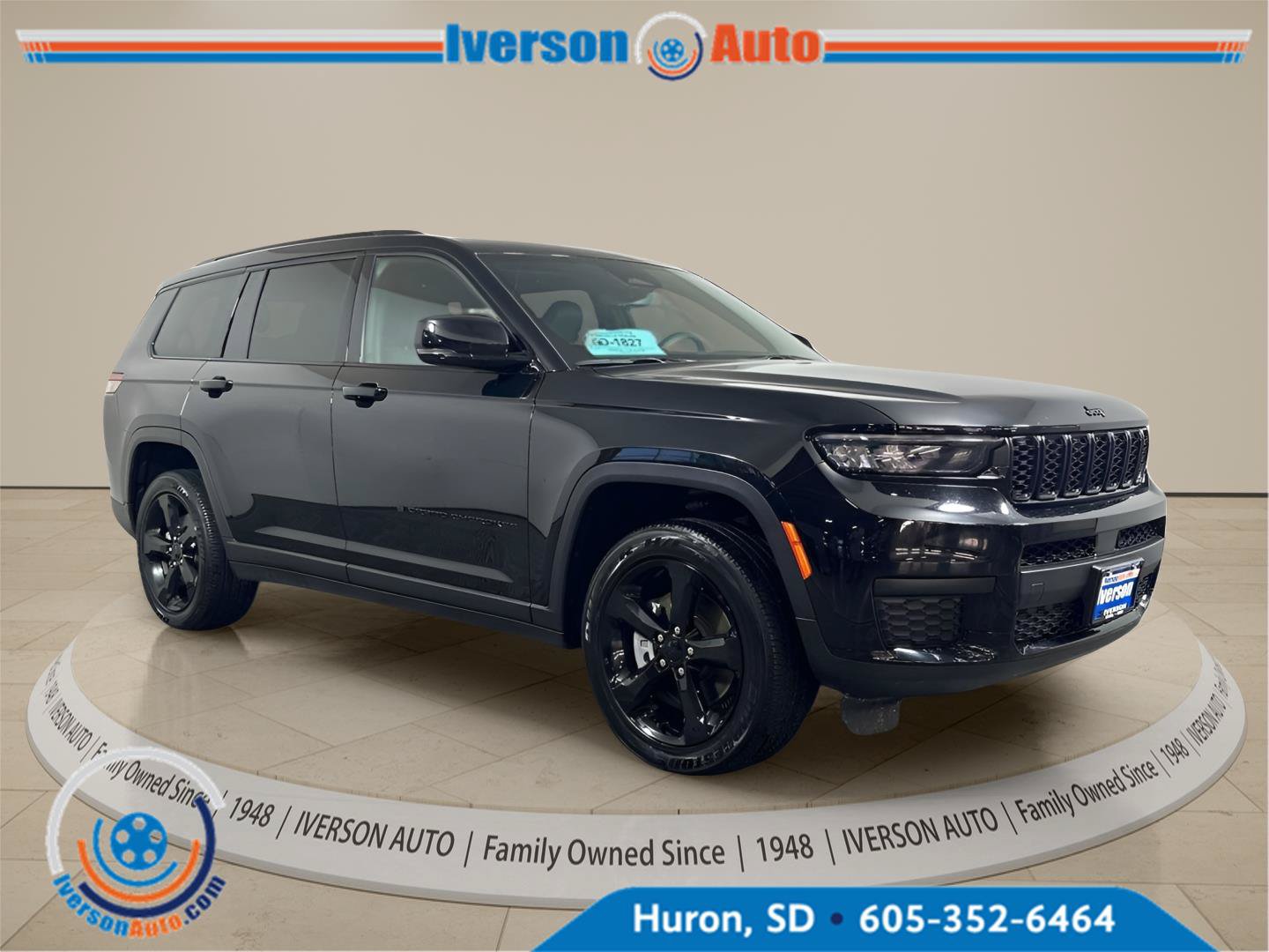 Used 2024 Jeep Grand Cherokee L Altitude AWD/4WD image 1