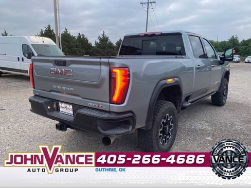 Used 2025 GMC Sierra 2500 AT4X AWD/4WD image 7