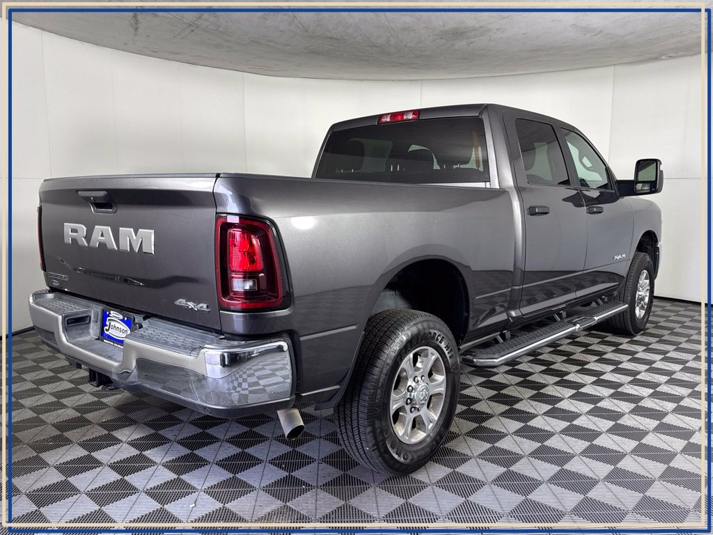 Used 2026 RAM 2500 Big Horn AWD/4WD image 9