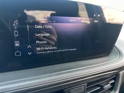 Used 2024 Buick Encore GX Sport Touring image 43