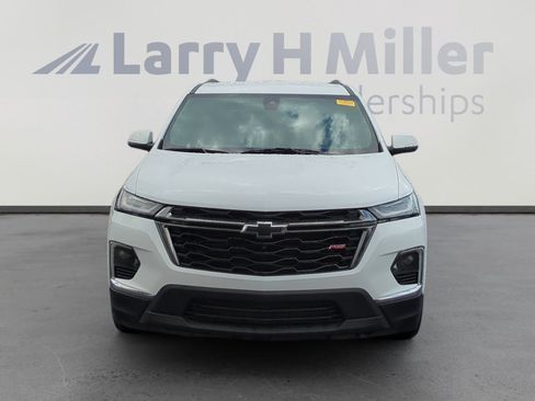 Used 2023 Chevrolet Traverse RS image 8
