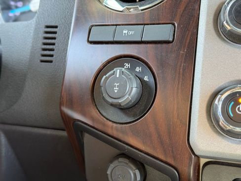 Used 2014 Ford F350 Lariat w/ Chrome Package image 11