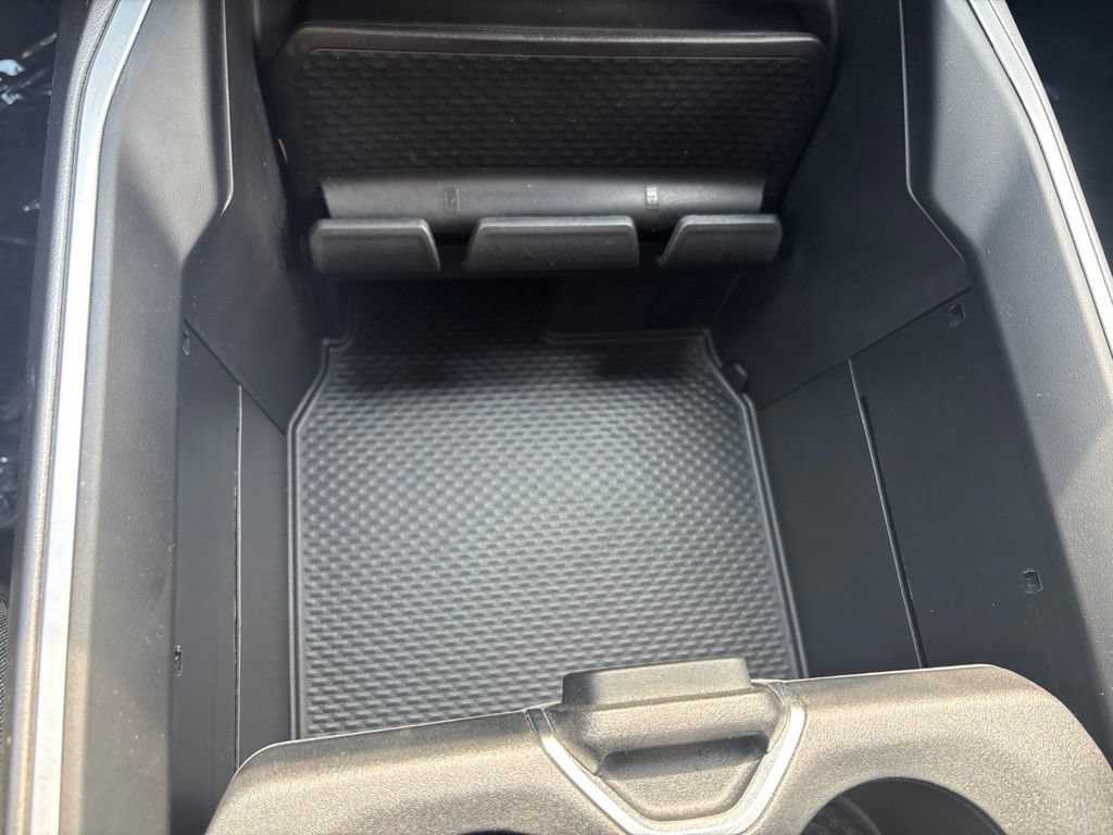 Used 2021 RAM 1500 Big Horn RWD image 23