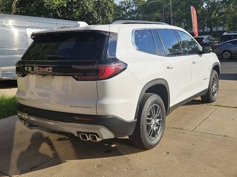 Used 2026 GMC Acadia Elevation FWD image 7