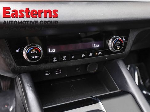 Used 2024 Mitsubishi Outlander SE FWD image 19
