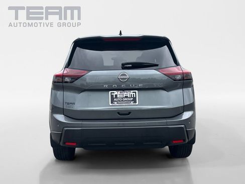 Used 2025 Nissan Rogue S FWD image 6