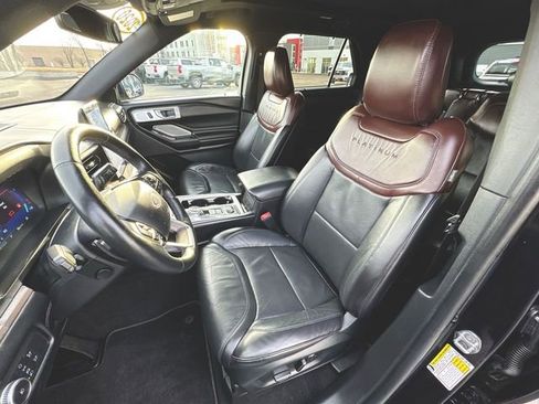 Used 2020 Ford Explorer Platinum w/ Premium Technology Package image 20