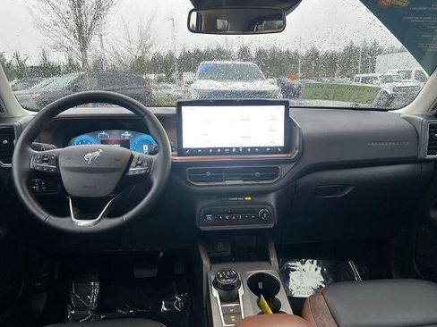 Certified 2025 Ford Bronco Sport Outer Banks w/ Outer Banks Tech Package+ image 8