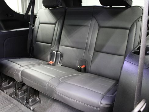 Used 2023 GMC Yukon XL Denali w/ Denali Reserve Package AWD/4WD image 20