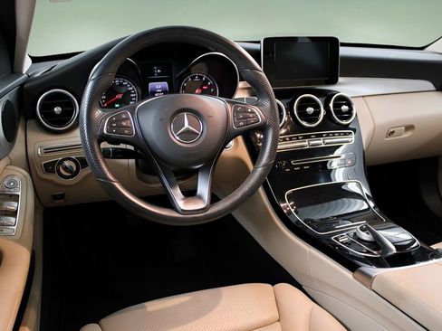 Used 2016 Mercedes-Benz C 300 4MATIC Sedan image 16