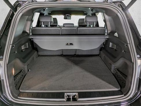 Certified 2025 Mercedes-Benz GLB 250 image 7