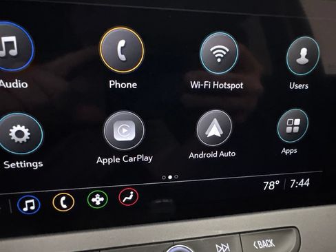 Used 2025 Chevrolet Blazer LT w/ Convenience Package FWD image 30