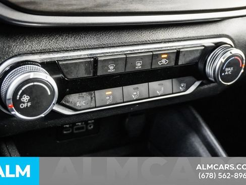 Used 2025 Nissan Altima 2.5 SV image 39