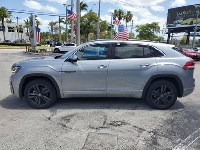 Used 2022 Volkswagen Atlas Cross Sport SEL R-Line