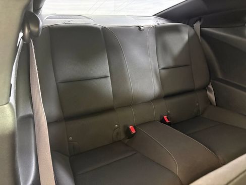 Used 2015 Chevrolet Camaro LT RWD image 37