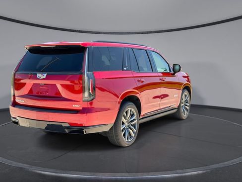 Used 2022 Cadillac Escalade Sport Platinum RWD image 11