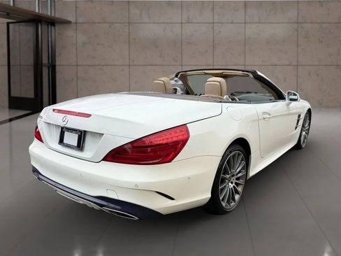 Used 2017 Mercedes-Benz SL 550 image 20