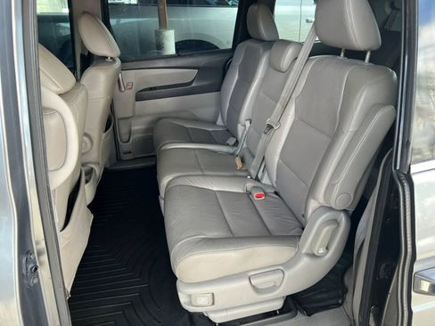 Used 2013 Honda Odyssey Touring image 9