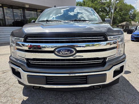 Used 2020 Ford F150 Lariat image 2