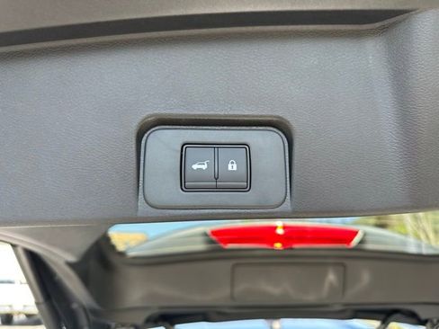 New 2026 Nissan Rogue SV AWD/4WD image 13