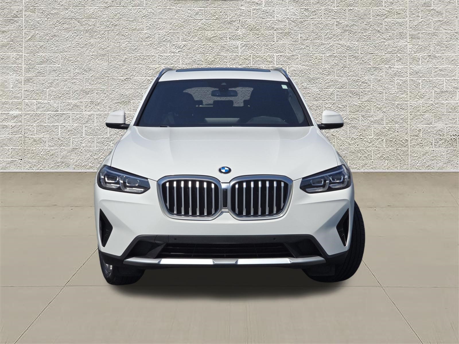 Used 2022 BMW X3 xDrive30i w/ Premium Package 2 AWD/4WD image 2