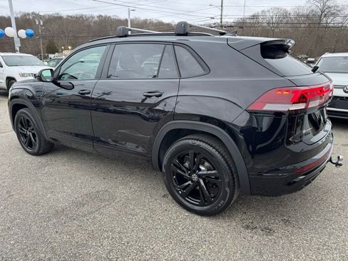 New 2026 Volkswagen Atlas Cross Sport SEL R-Line image 7