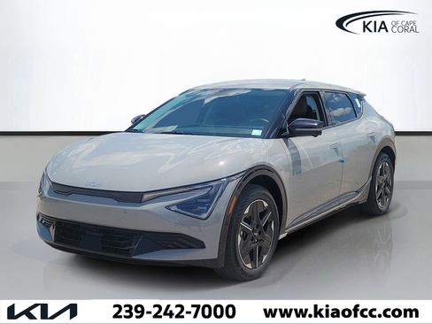 New 2026 Kia EV6 Wind RWD image 3