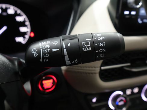 Used 2024 Honda HR-V EX-L image 39