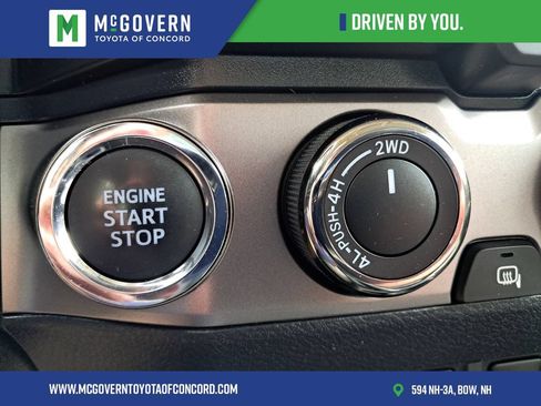 Used 2023 Toyota Tacoma SR5 AWD/4WD image 24
