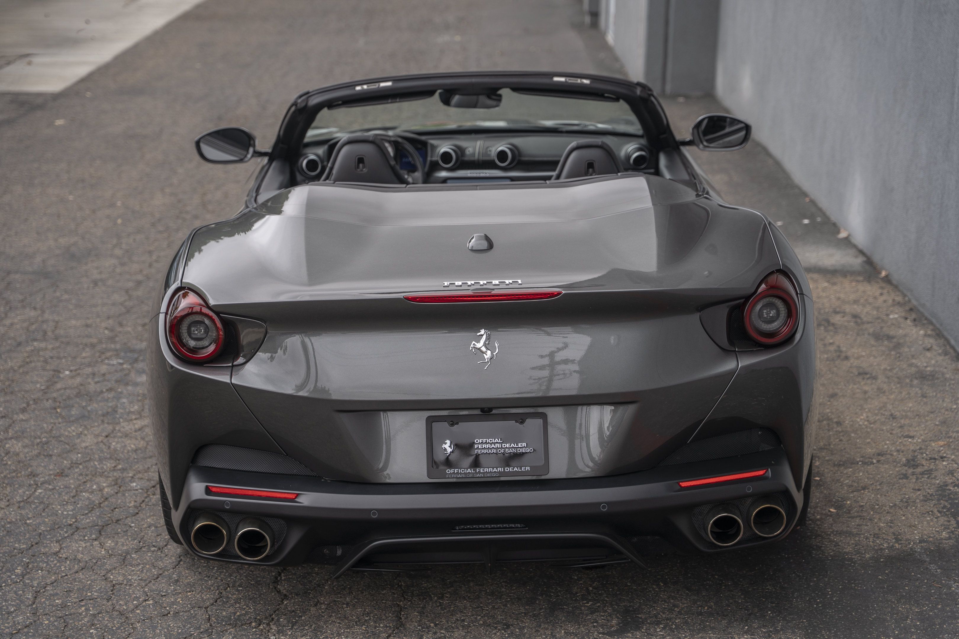 Used 2020 Ferrari Portofino RWD image 4