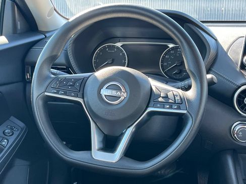 Used 2025 Nissan Sentra SV FWD image 26