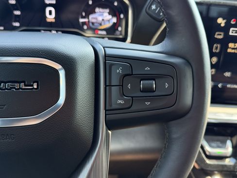 Used 2025 GMC Sierra 2500 Denali Ultimate AWD/4WD image 16
