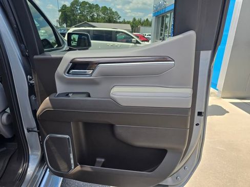 Used 2023 Chevrolet Silverado 1500 LT w/ Safety Package AWD/4WD image 41