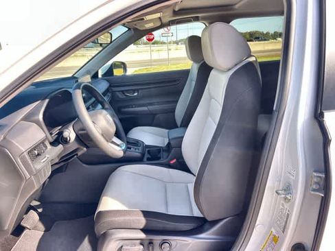 Used 2026 Honda CR-V EX image 11