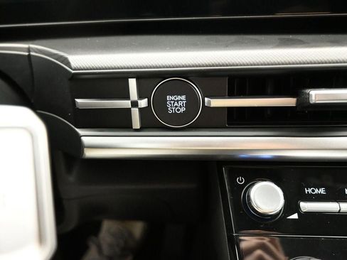 New 2026 Hyundai Santa Fe SE image 24