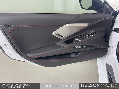 Used 2022 Chevrolet Corvette Stingray Premium Cpe w/ Z51 Performance Package RWD image 16