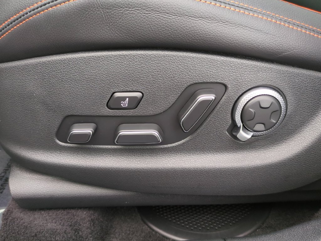 Used 2026 Genesis GV70 2.5T Sport Prestige AWD/4WD image 18
