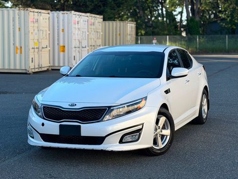 Used 2015 Kia Optima LX FWD image 1