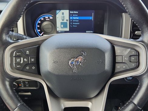 Used 2021 Ford Bronco First Edition image 11