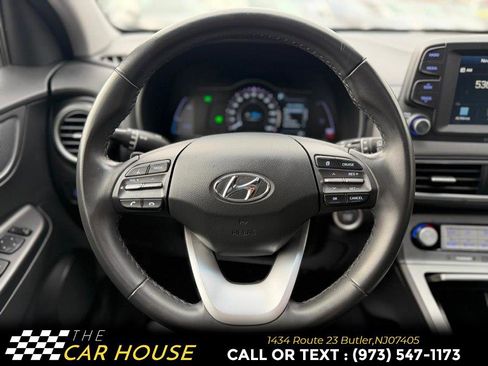 Used 2021 Hyundai Kona Limited w/ Cargo Package image 29