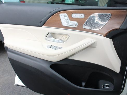 Used 2022 Mercedes-Benz GLE 350 image 13